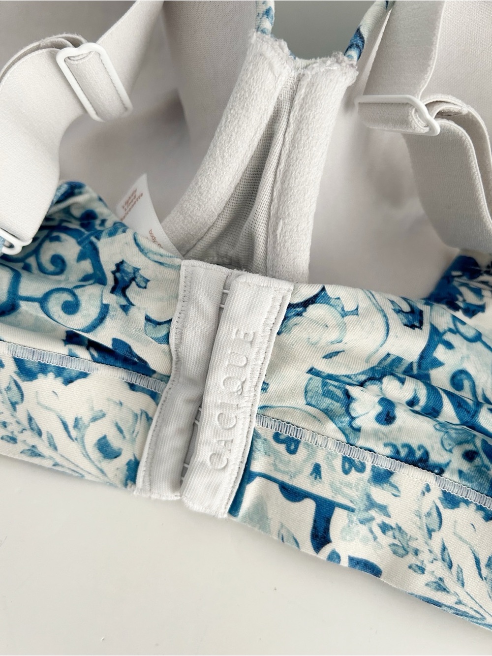 Cacique Floral Bra | Size 38DDD - Picture 4 of 5